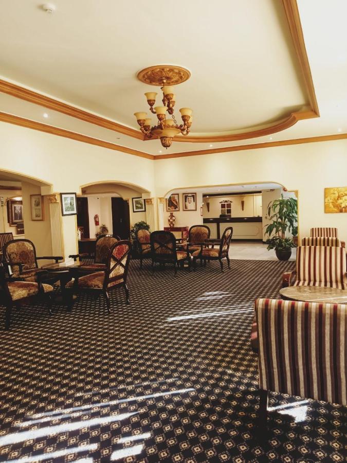 Aliqbal Hotel El-Huber Dış mekan fotoğraf