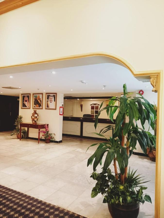 Aliqbal Hotel El-Huber Dış mekan fotoğraf