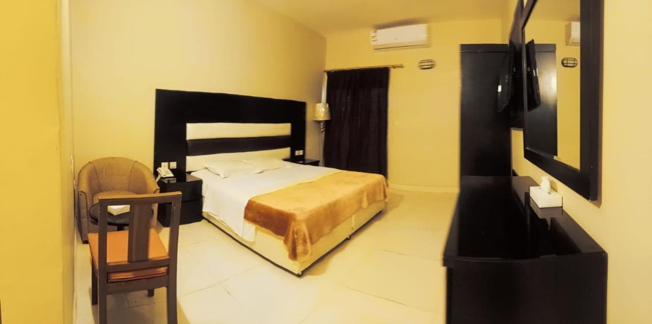 Aliqbal Hotel El-Huber Dış mekan fotoğraf