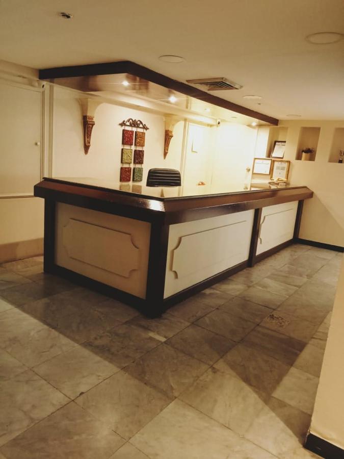 Aliqbal Hotel El-Huber Dış mekan fotoğraf