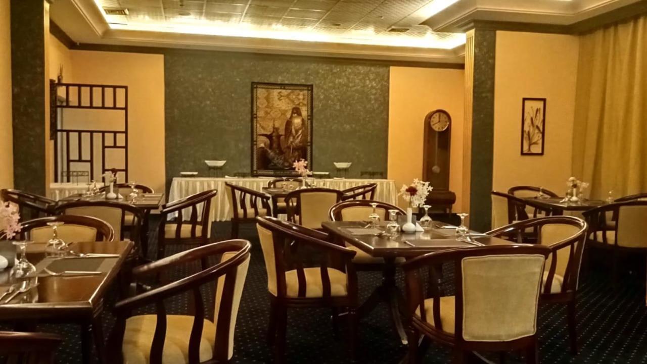 Aliqbal Hotel El-Huber Dış mekan fotoğraf