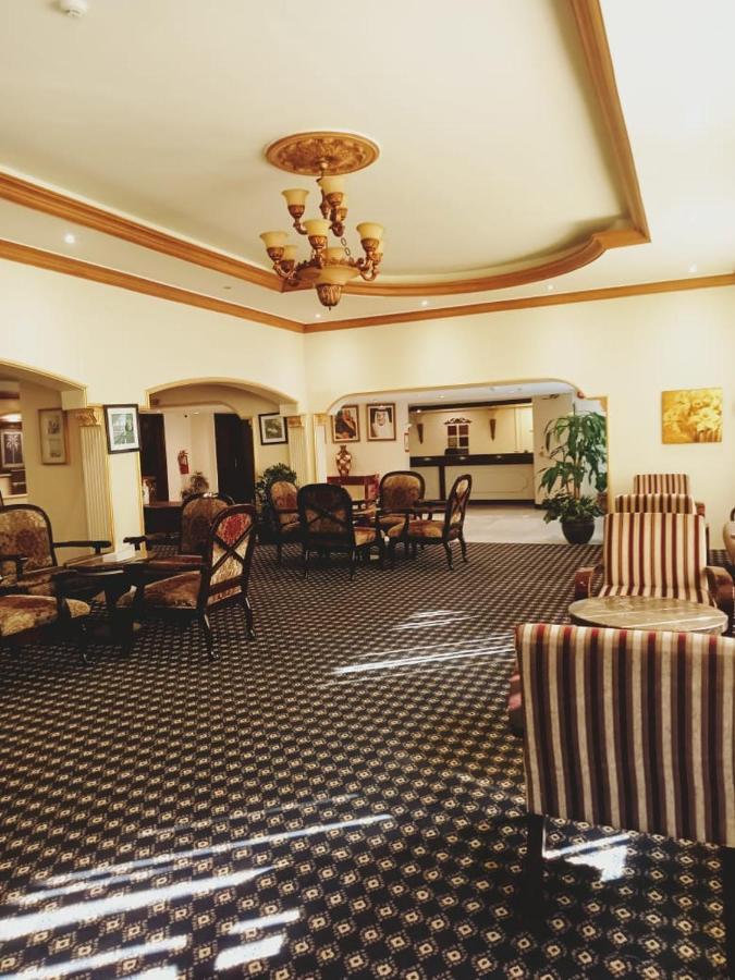 Aliqbal Hotel El-Huber Dış mekan fotoğraf