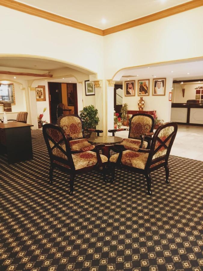 Aliqbal Hotel El-Huber Dış mekan fotoğraf